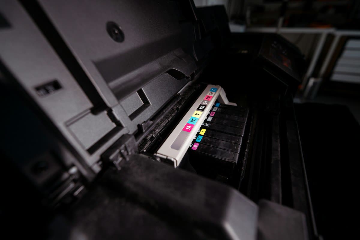 Inside an inkjet printer, around the print carriage