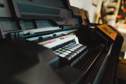 Ink cartridge bay of an inkjet photo printer