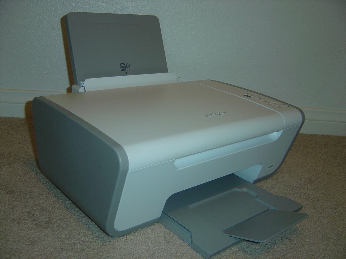 Lexmark X2600 printer/scanner, manufactured in 2009.