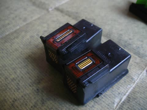 The nozzle of Canon PG-810 and CL-811 ink cartridges.