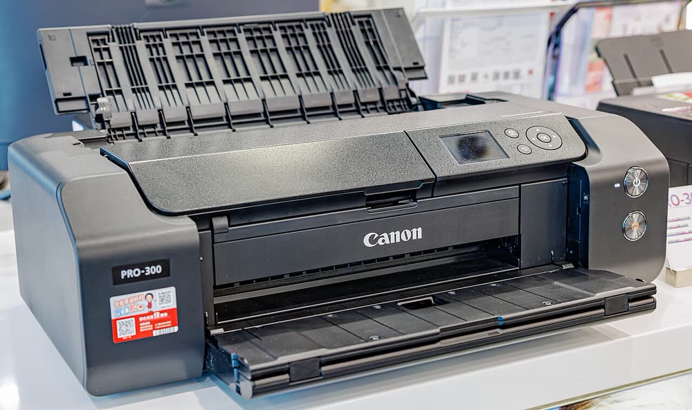 Canon Canon imagePROGRAF PRO-300 photo printer
